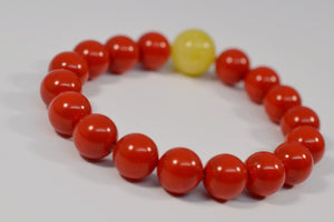Red "Comforter Fit" Shell Pearl Stretch Bracelet from Miles Beamon Jewelry - Miles Beamon Jewelry